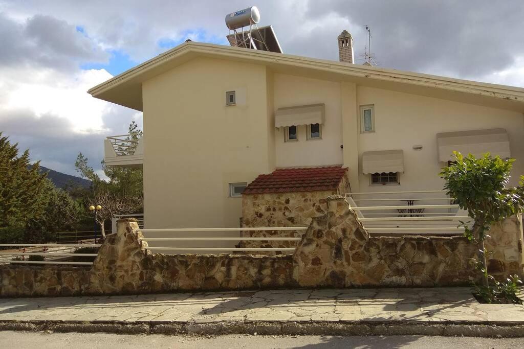 The Stone House Διαμέρισμα Κοζάνη Εξωτερικό φωτογραφία